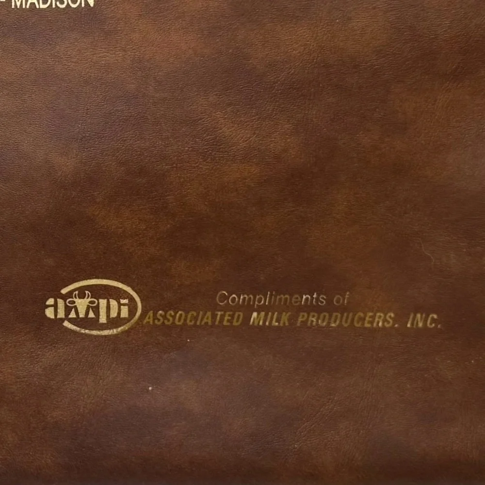 Portfolio Brown Pleather American Dairy Science Assn 1983 UW Madison VTG
